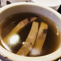 绿茶餐厅 崇文门新世界店 的椰子炖鸡汤好不好吃 用户评价口味怎么样 北京美食椰子炖鸡汤实拍图片 大众点评